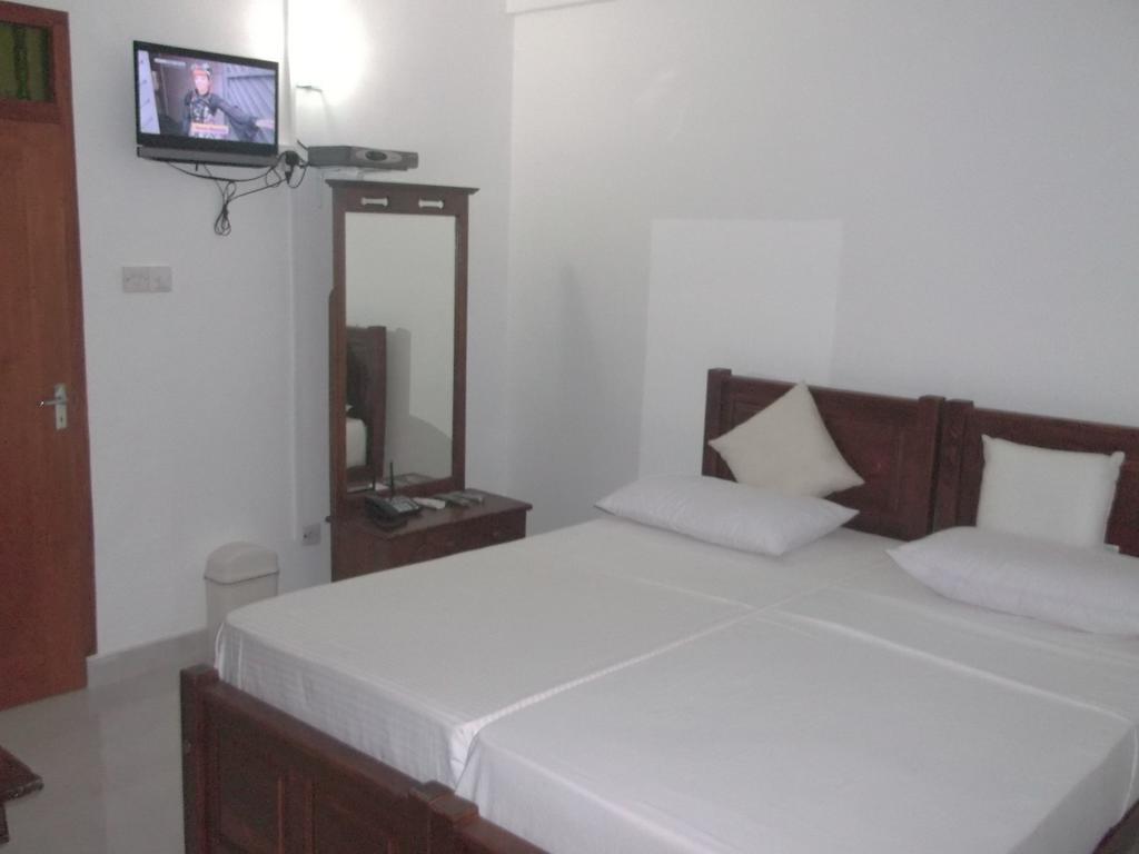 Srilanka Ayurveda Hotel 希克杜沃 客房 照片